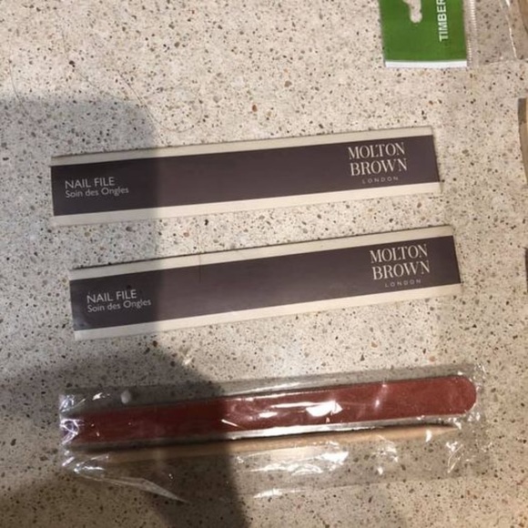 Grooming Set - Picture 4 of 4